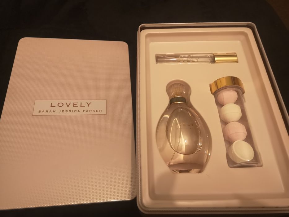 LOVELY Sara Jessica Praker