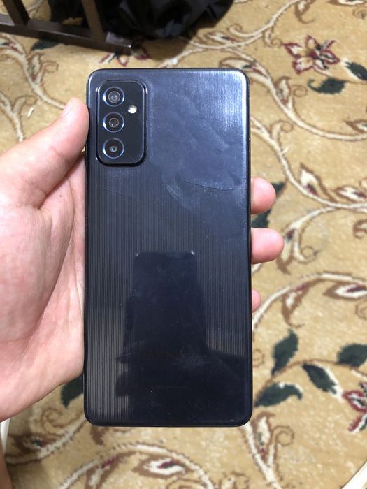 Samsung M52 5G  telefon ideal