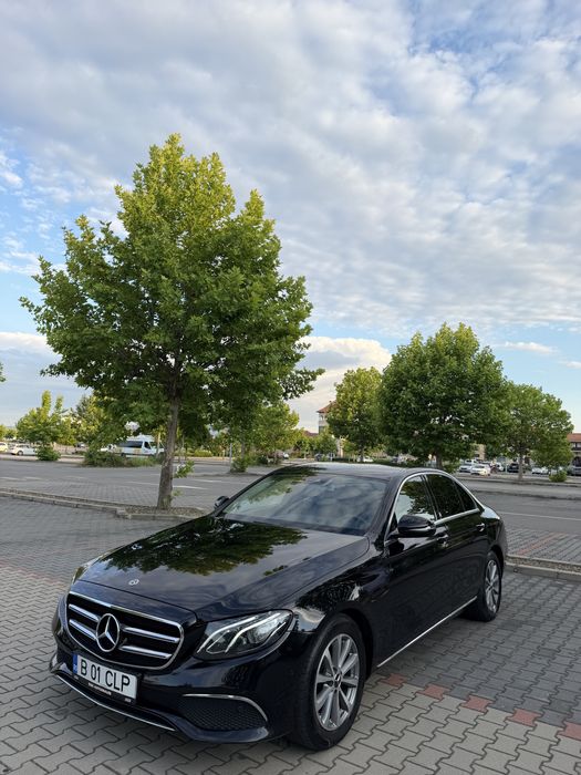 MERCEDES-BENZ E-Class