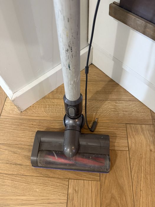 Продам пылесос беспроводной дайсон