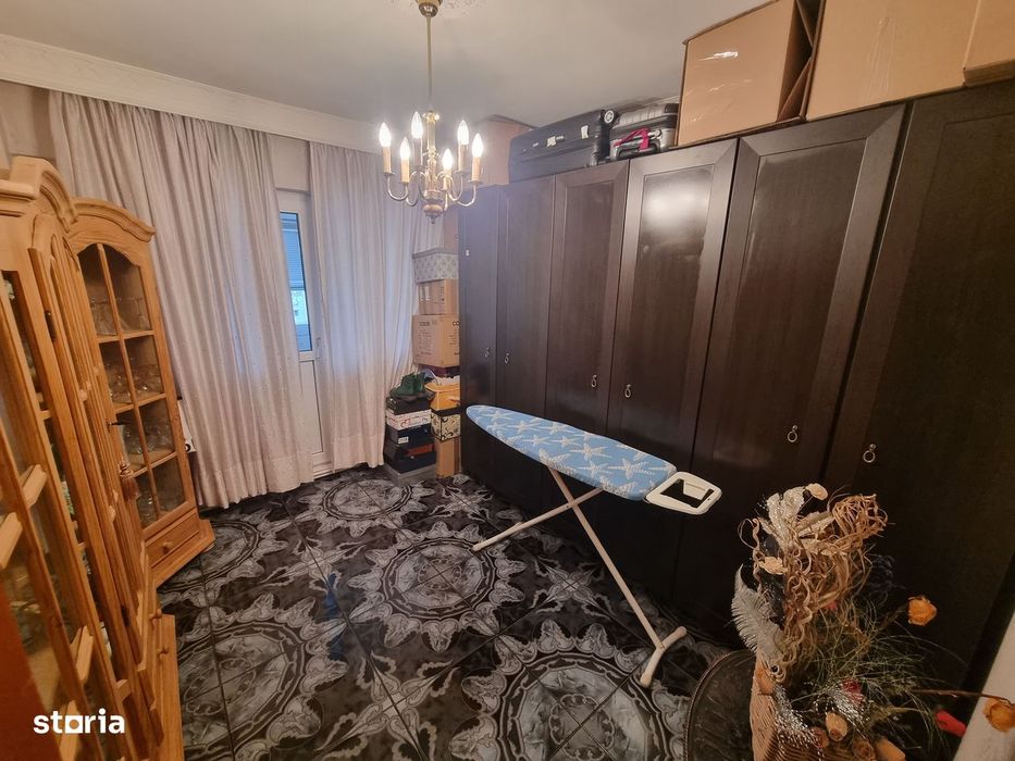 Faleza nord unirii-  apartament 4 camere decomandat