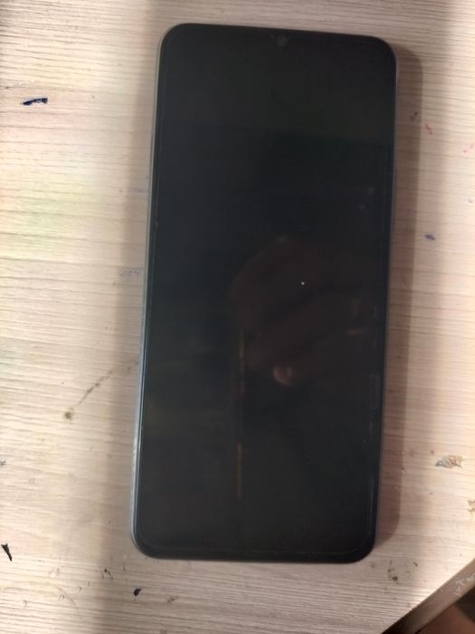 Продам смартфон VIVO 33s