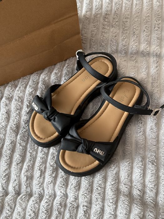 Продам вещи по 3000 тг