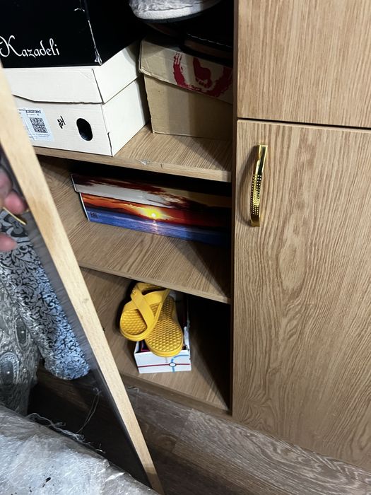 Продаю комод в прихожую