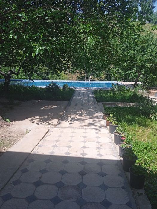 Tayor Dacha sotiladi 6 sotox Brichmullada