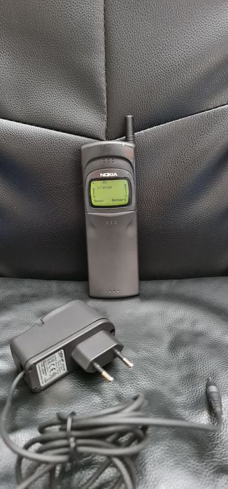 Nokia 8110  retea orange sau digi !