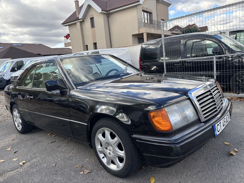 Mercedes 230 CE Cupe vehicul istoric in acte