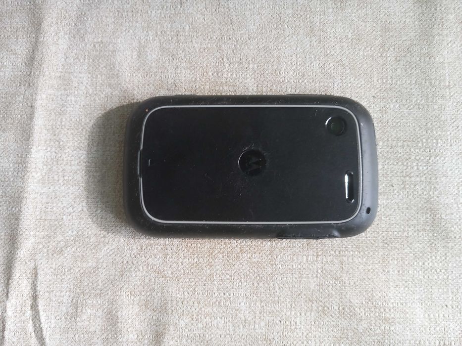 Продавам телефон Motorola