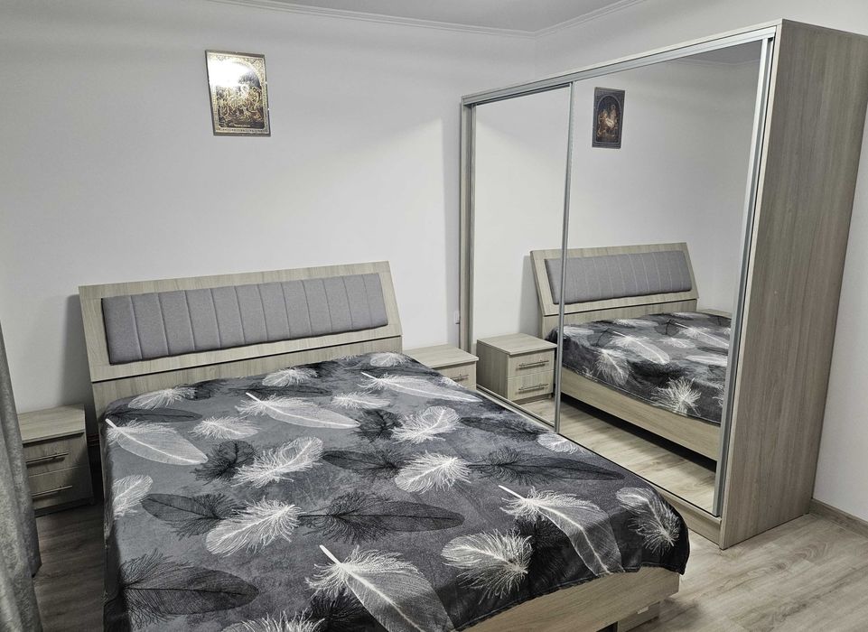 Apartament doua camere gavana 3 ( JAM ) renovat / totul absulut nou