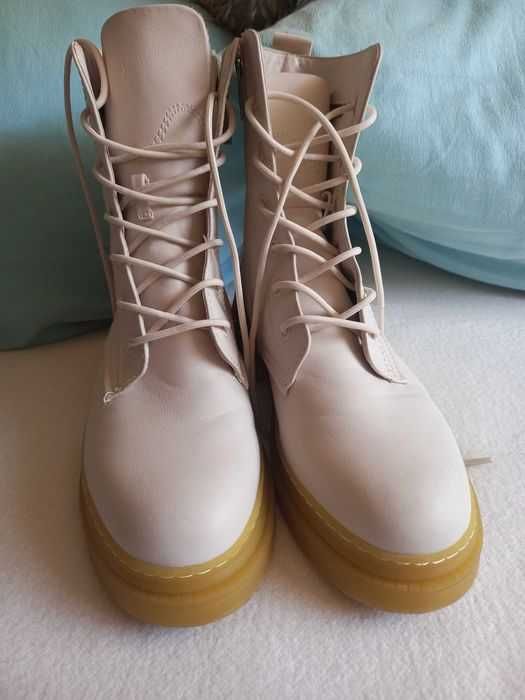 Ghete/bocanci noi dama