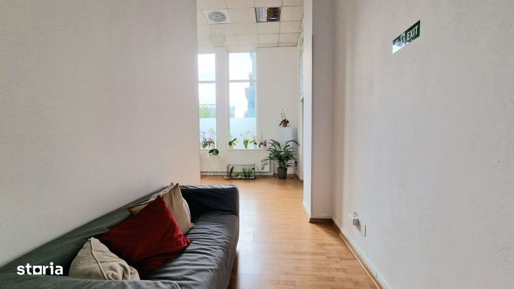 De inchiriat spatiu comercial central