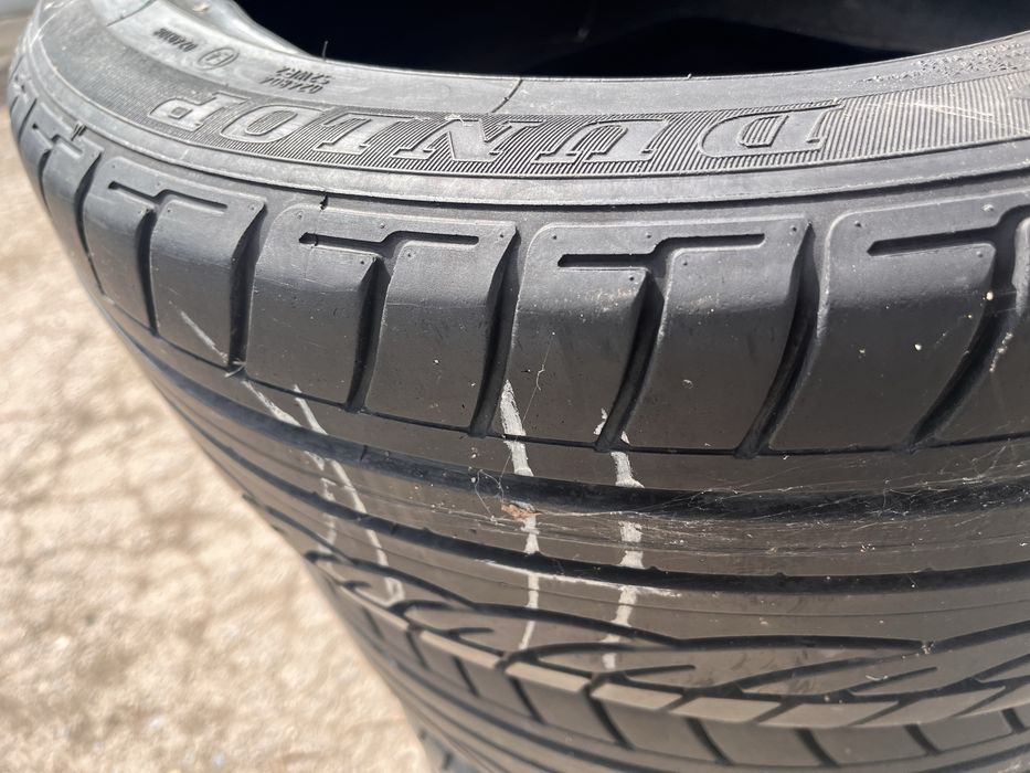 225//45//18 - комплект - Dunlop
