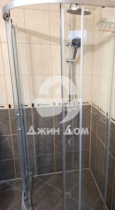 Просторен двустаен апартамент с НИСКА ТАКСА в Блу Самър, Сл. бряг