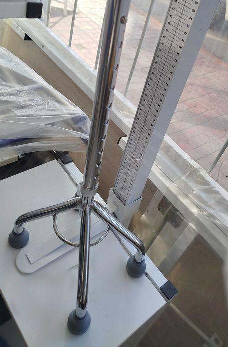 Доставка. Трость с 4 ножками, четырёхопорная