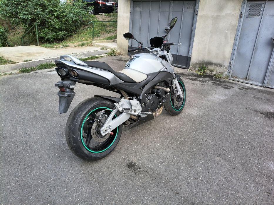 Suzuki GSR 600 din 2010 impecabil