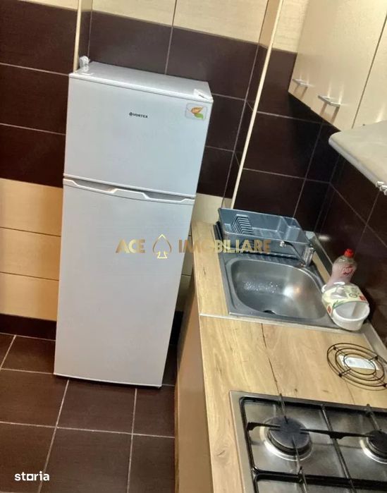 Garsoniera de inchiriat | Titan | Metrou |