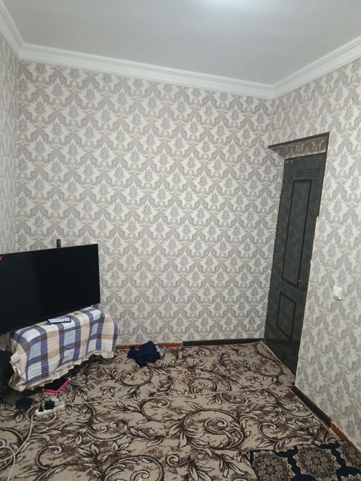 Uy sotiladi 77kv metrli