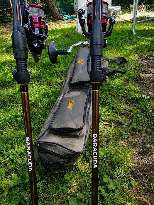 Set 2 lansete feeder Baracuda Opium X Feeder 3303 + mulinete + husa