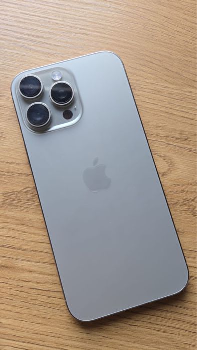 iphone 16 pro max 256gb natural titanium, ca NOU,baterie 100%,garantie