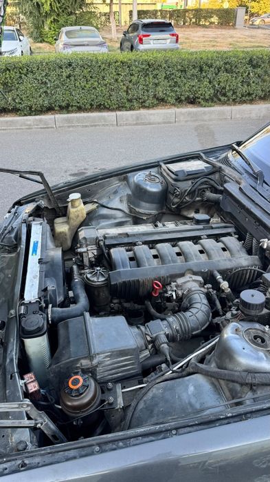 BMW E34 
Продам BMW E34