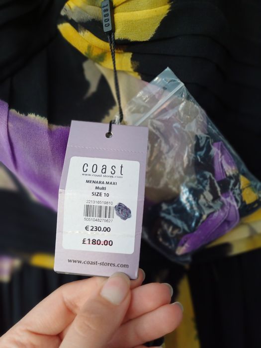 Rochiță de ocazie nouă