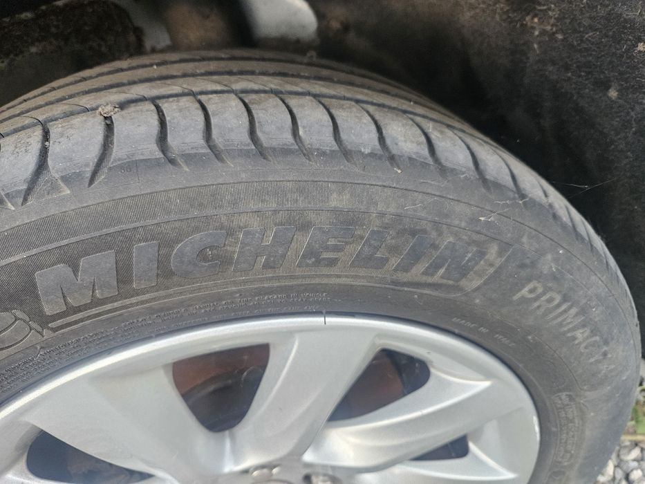 Джанти с гуми за Jaguar Xf 225/55/17 5×108