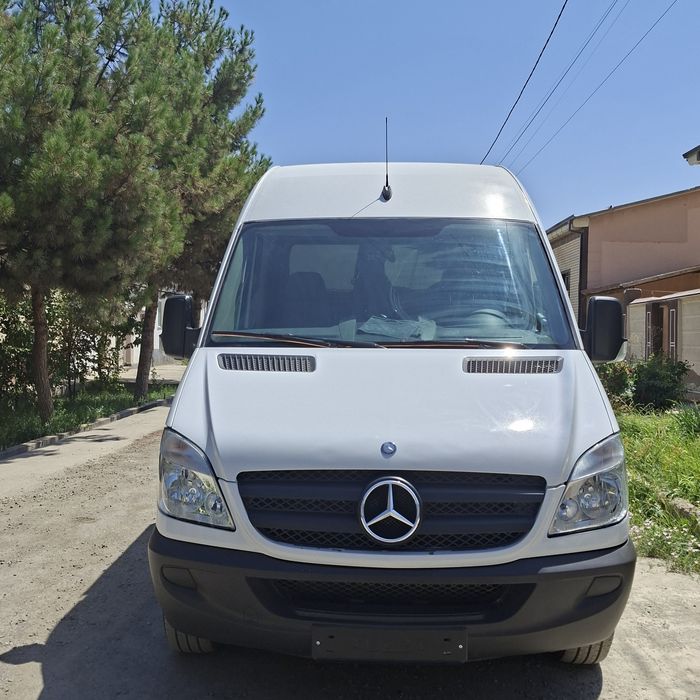 Mercedes Benz Sprinter