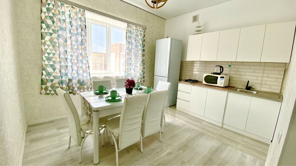 сдам 1 ком посуточно