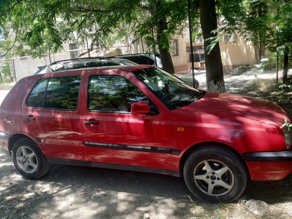 Гольф 3 хэтчбек, 1995г, 1,8