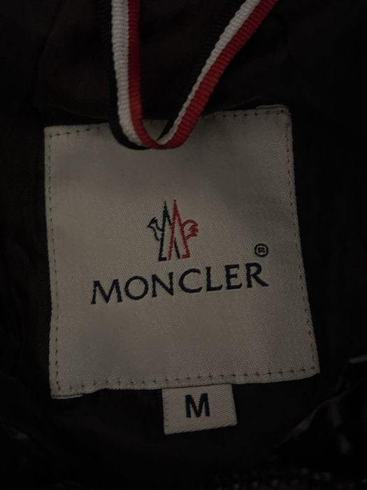 Geaca moncler stare perfecta