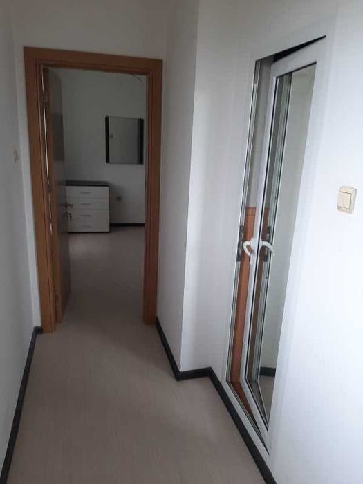 Дава се под наем Тристаен апартамент в Бургас, Меден рудник - зона А - 120 кв.м за 150 € - Снимка #6