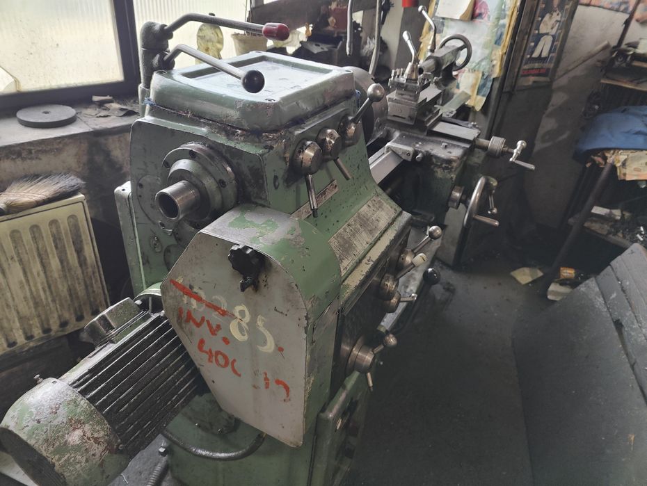 Vând Strung Sn320x750