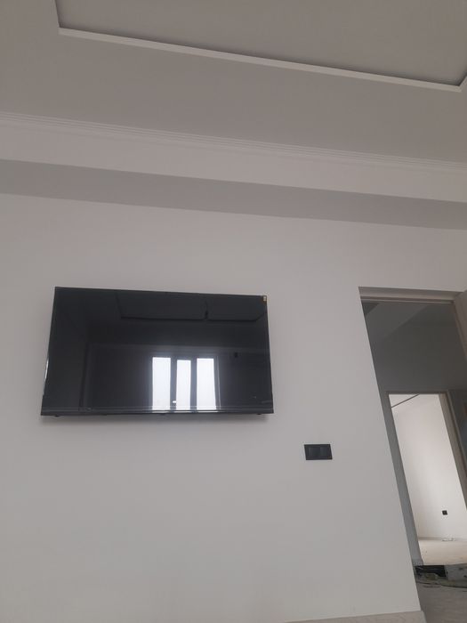 3 xonali kvartira sotiladi