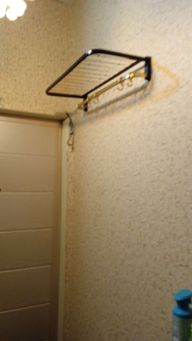 Вешалка настенная в прихожую