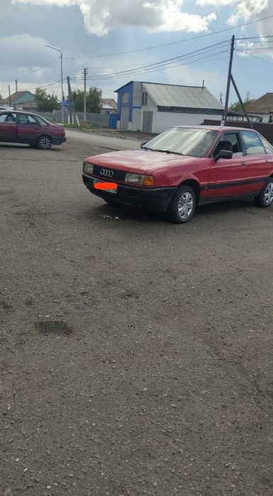 Продам Ауди 80 б3