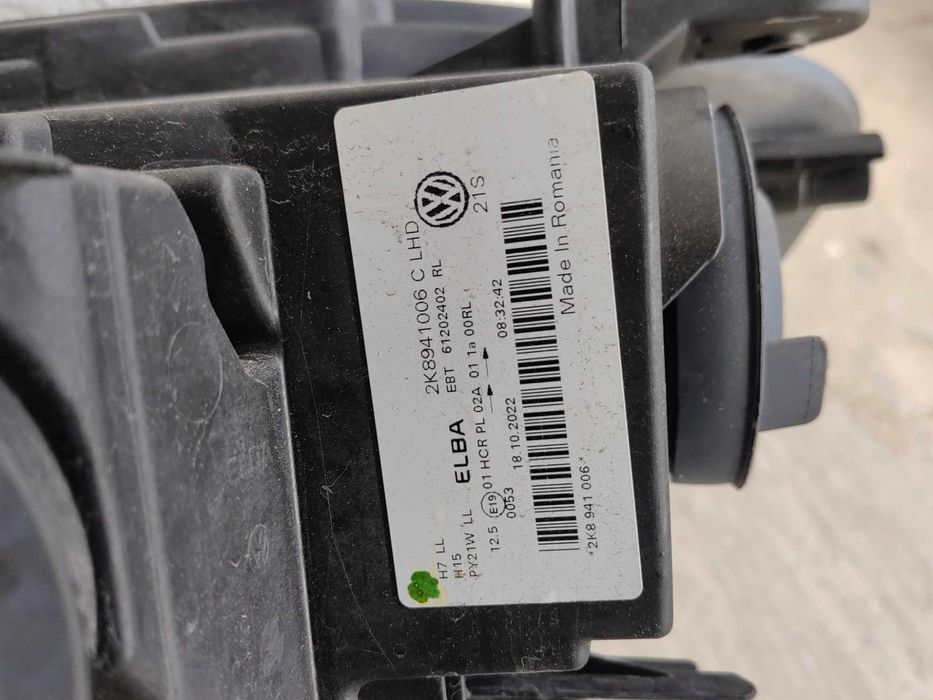 Фар VW Caddy 20-22г. Десен / Фар Фолксваген Кади/ Фар Кади Оригинален