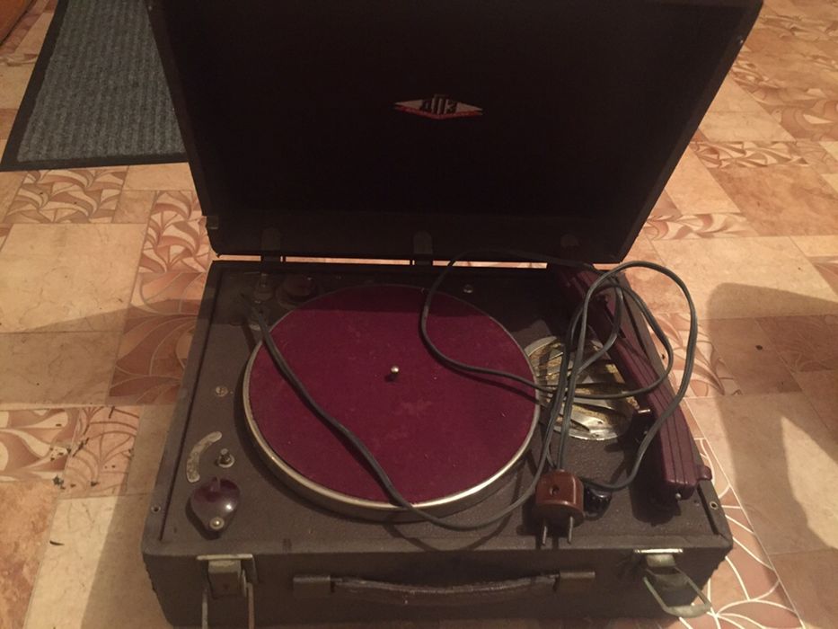 Продам патифон