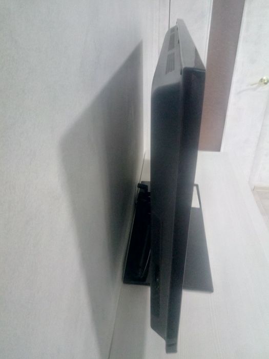 Телевизор SAMSUNG 42 не смарт