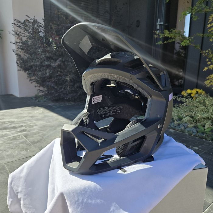 Cască Full Face Fox Proframe MIPS – Mărimea S | Pachet complet (Cutie, Husă, Bureți de schimb) | Stare impecabilă
