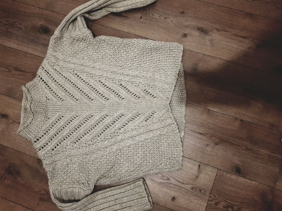 Pulover Pull&Bear mărimea M