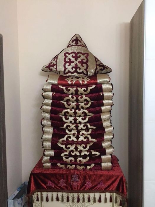 Курак корпе Кыз жасауы