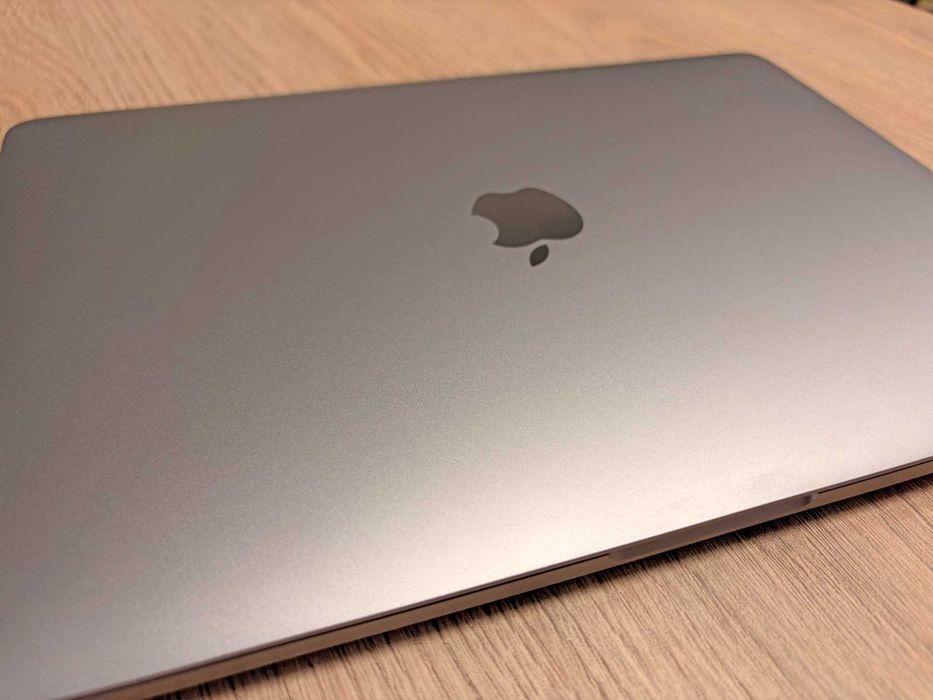 Apple MacBook Pro 13'' 2018 , 8GB, 128GB