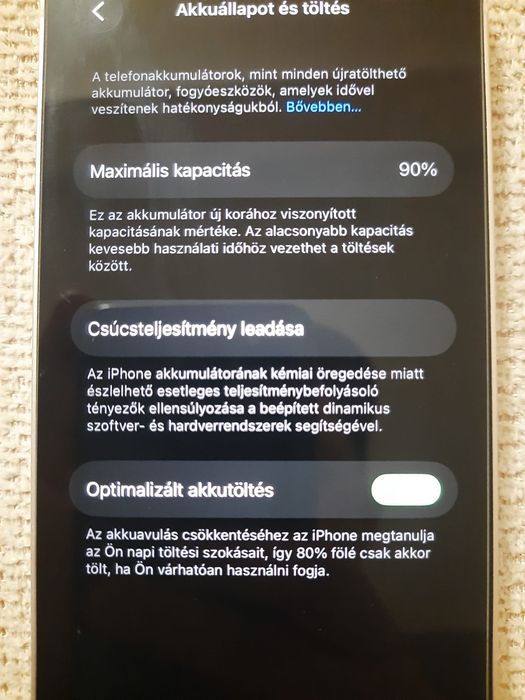 IPhone 12 64GB White in stare foarte buna