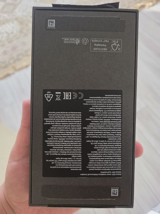 Продам самсунг s25+ 512 гб