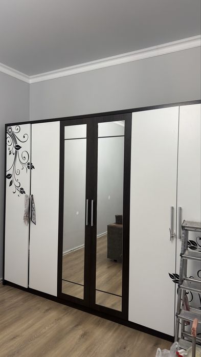 Продается шкаф (шифонер)