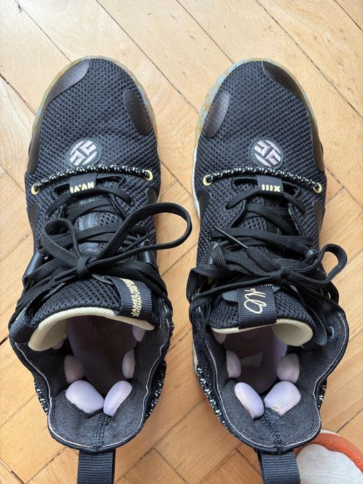 Ghete baschet 42 Adidas Harden 6