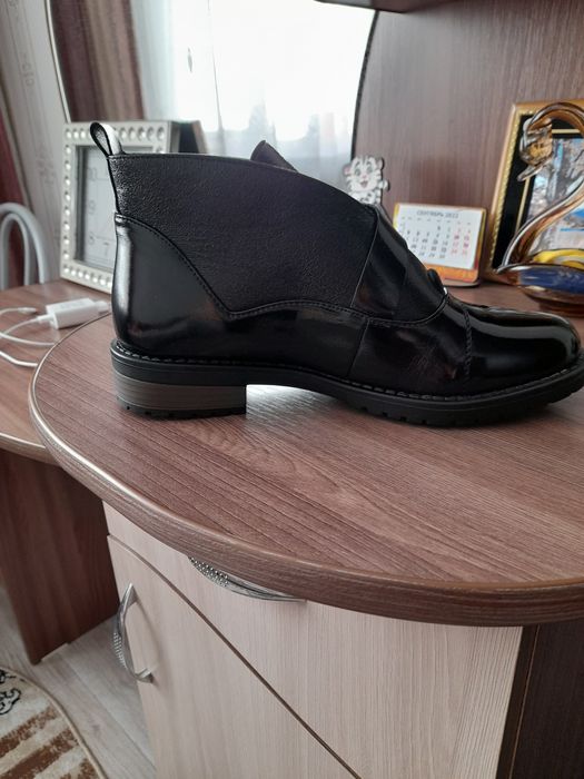 Демисезонные ботинки