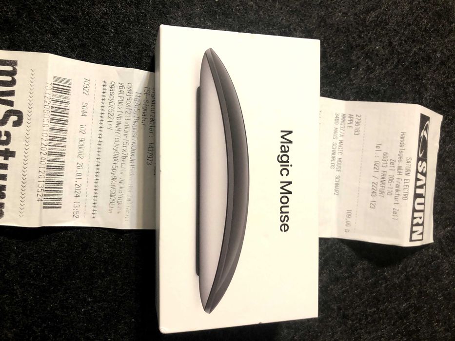 Продавам Magic Mouse, Space Grey закупен е от Saturn Германия.