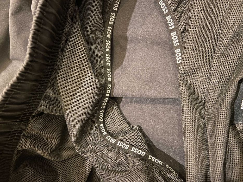 Оригинални плувни шорти HUGO BOSS Iconic , размери: S, M, L, XL и XXL