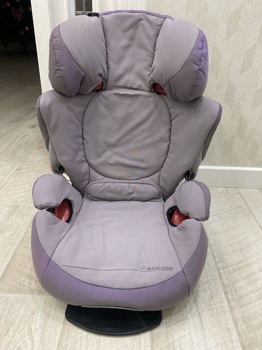 Детское автокресло maxi-cosi